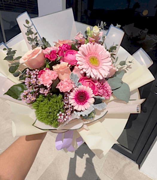 Pembe Delux Çiçek Buketi