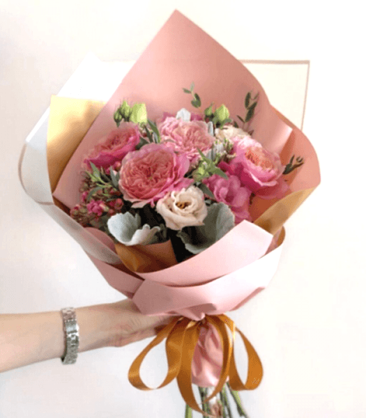 Şakayık ve Lisyantus Buketi